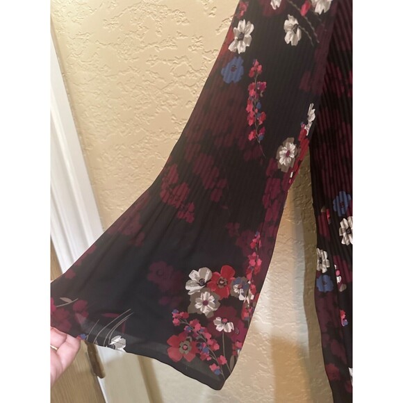 J. Jill Wearever Collection Floral Pleated Semi Sheer Long Sleeve Blouse Top S - Picture 5 of 6